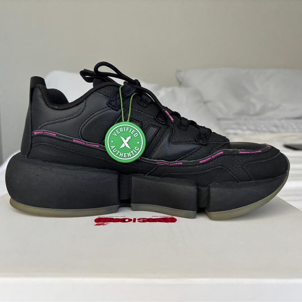New Balance Black Sneakers